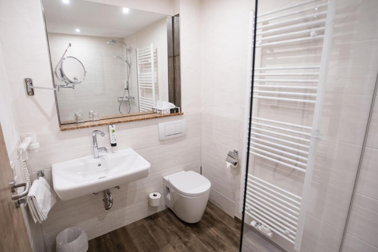 Wellnesshotel Buergerstuben فيلنغن المظهر الخارجي الصورة
